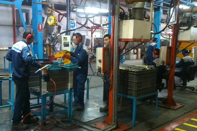 حیات "طرح رونق تولید" و "بسته حمایت از صادرات غیر نفتی" در سال ۹۷