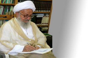آیت الله مکارم شیرازی:باید از وسایل روز برای نشر فرهنگ اسلامی استفاده کرد