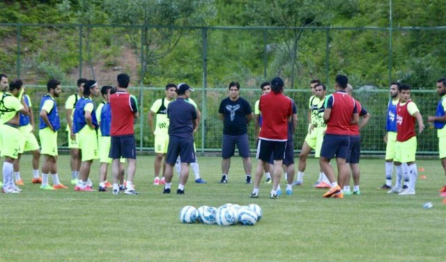 از برگزاری اردوی یک کمپ تا حضور مدافع ناراضی در اردوی تیم رقیب