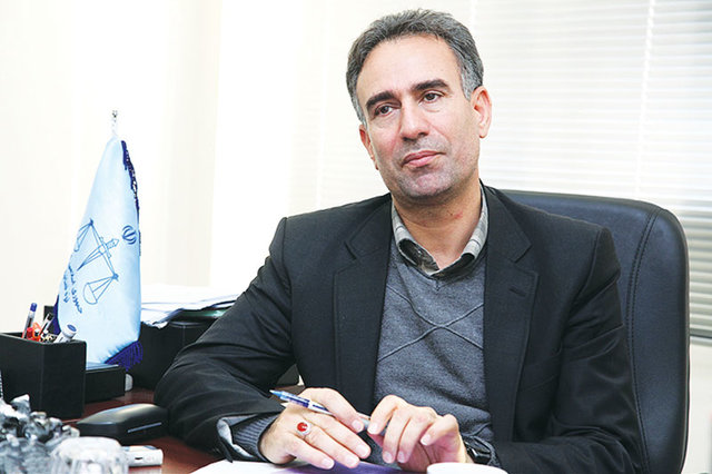 موضوع تعطیلی روزهای پنج شنبه دفاتر اسناد رسمی بررسی می‌شود