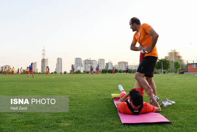 یک مدافع مصدوم دیگر، روی دست گل‌محمدی!