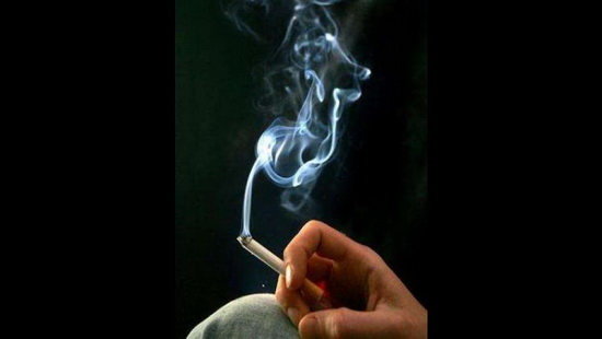 تاثیر موضعی نوعی ژل در مصرف‌کنندگان سیگار مبتلا به التهاب‌ لثه‌