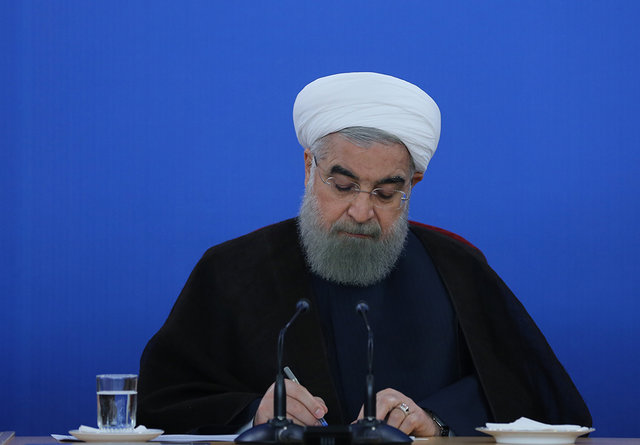 پیام تسلیت روحانی به پوتین در پی سقوط هواپیمای مسافربری روسیه