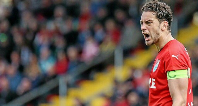 مدافع بوندسلیگایی به سیاه‌جامگان پیوست