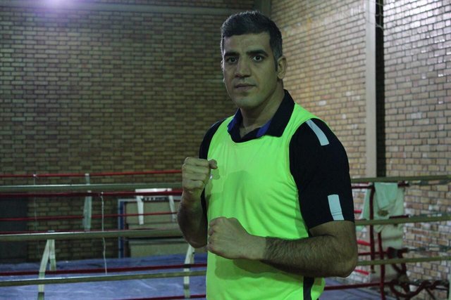 سپهوند: سهمیه‌های بوکس در بازیهای آسیایی را کم کردند تا برای شکست توجیه داشته باشند