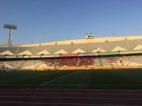 ترافیک پرسپولیسی‌ها بیرون ورزشگاه/ تقدیر از فنایی و گرامیداشت یاد بهمنش