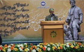 رسانه‌های غربی تصویر نادرستی از مردم ایران تبلیغ می‌کنند