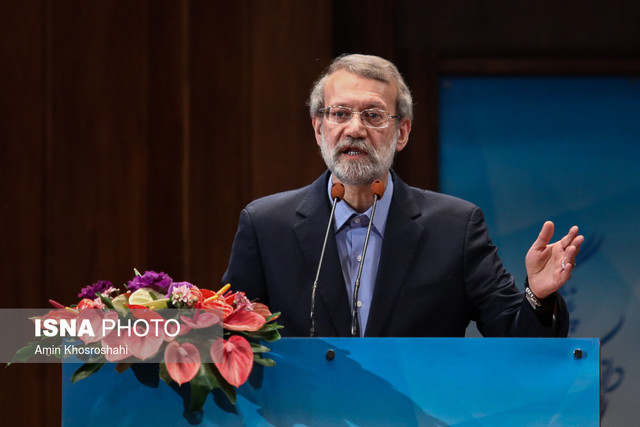 لاریجانی: در انتخاب وزرا هیچ بده بستانی بین دولت و مجلس نیست