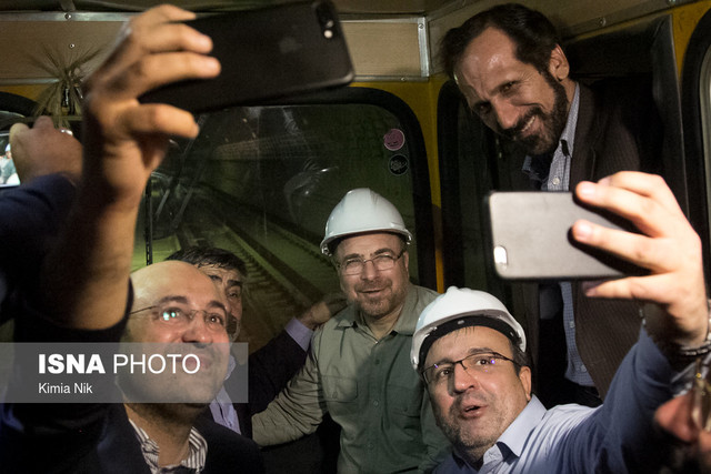 قالیباف: تا صدور حکم پایان کار، سر کار خود خواهم ماند/به دانشگاه تهران برمیگردم قالیباف: تا صدور حکم پایان کار، سر کار خود خواهم ماند/به دانشگاه تهران برمیگردم