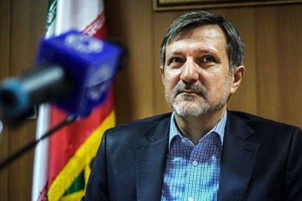 حمایت رییس دانشگاه تهران از معرفی دکتر خاکی صدیق برای تصدی پست وزارت علوم