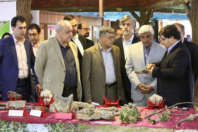 موزه تخصصی و گنجینه ذخایر ژنتیکی گلسنگ‌های ایران افتتاح شد
