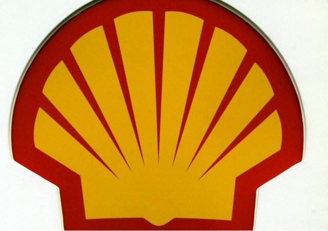 بارگیری نخستین محموله نفت شل از لیبی