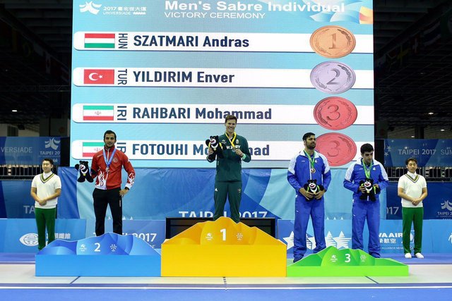 دو مدال شمشیربازی یونیورسیاد برای ایران/ فتوحی و رهبری به مدال برنز رسیدند