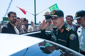 سرلشکر باقری درگذشت مادر شهیدان طهرانی‌مقدم را تسلیت گفت