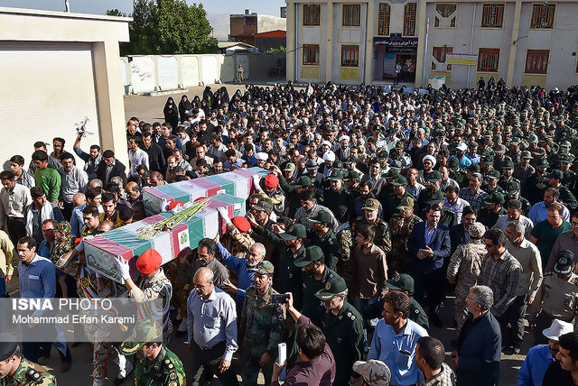 تشییع دو شهید گمنام در کرمانشاه