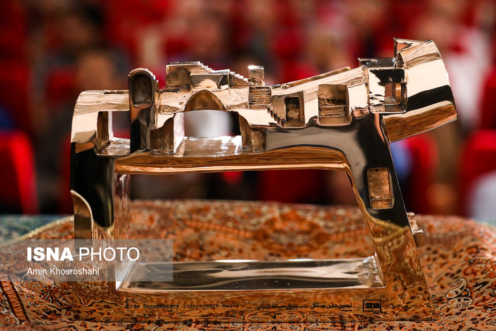 برگزاری یک جشن سینمایی به سال آینده موکول شد