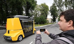 نخستین تاکسی هوشمند بدون راننده روسیه +عکس