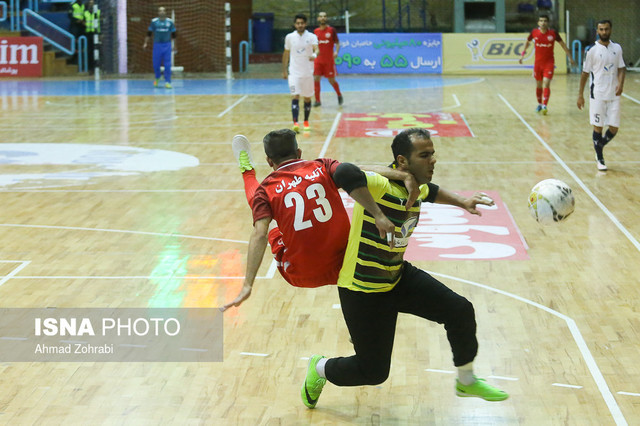  ۳ سرمربی لیگ برتر فوتسال در آستانه محرومیت