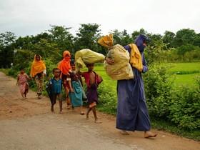 توقف فعالیت برنامه جهانی غذا در راخین/فرار ۶۰ هزار مسلمان روهینجایی به بنگلادش 