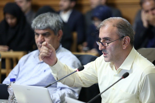 انتقاد حبیب‌زاده از مصلحت‌اندیشی‌ها در سازمان املاک در بازپس‌گیری املاک شهرداری