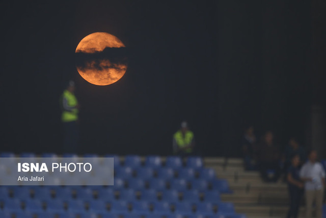 محرومیت مربی لیگ برتری به دلیل حضور در دیسکو محرومیت مربی لیگ برتری به دلیل حضور در دیسکو