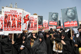 راهپیمایی نمازگزاران تهرانی در حمایت از مسلمانان میانمار