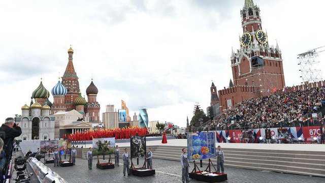 مسکو ۸۷۰ ساله شد + عکس