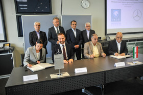 امضای قرارداد همکاری بین ایران خودرو و دایملر( مرسدس بنز)