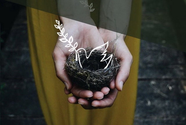 صحبت کردن درباره صلح با زیورآلات