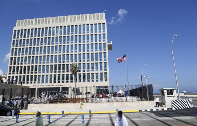 مناقشه بیماری مرموز کارمندان سفارت آمریکا در کوبا همچنان ادامه دارد