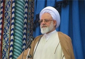 امام‌جمعه ایلام:
کارنامه سپاه از ابتدا تا به امروز درخشان بوده است