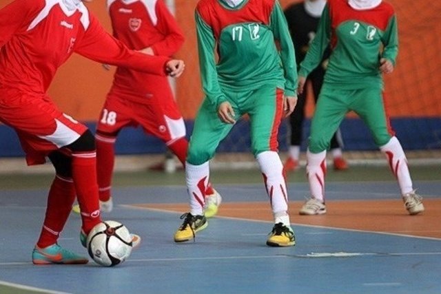پیروزی دانشگاه آزاد در هفته پانزدهم لیگ برتر فوتسال بانوان