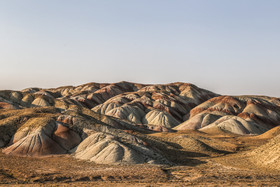 ایران زیباست؛ کوههای رنگی جاده اهر به تبریز