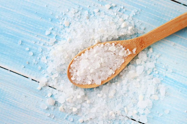 مصرف زیاد نمک احتمال آلزایمر را افزایش می‌دهد