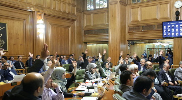 راهیابی افشانی و حسینی مکارم به دور نهایی شهردار شدن