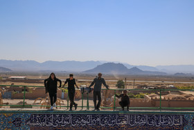 برپایی چادر عزاداری محرم در روستای ده زیار - کرمان
