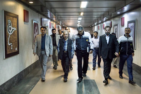 حضور محمد علی نجفی در مترو میرداماد