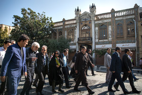 بازدید شهردار تهران از خیابان ناصر خسرو