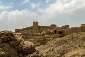 ایران زیباست؛ ارگ تاریخی «راین» دومین بنای خشتی بزرگ جهان بعد از ارگ بم است. 