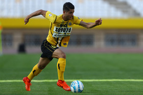 عارف غلامی به استقلال پیوست