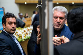 رونمایی از تمبر یادبود روز جهانی گردشگری