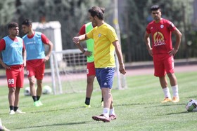 روایت مالک نفت طلائیه از "استعفای پیامکی" علی کریمی