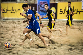 دیدار تیم‌های فوتبال ساحلی شهریار ساری و ملوان بندر گز