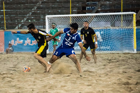 دیدار تیم‌های فوتبال ساحلی شهریار ساری و ملوان بندر گز