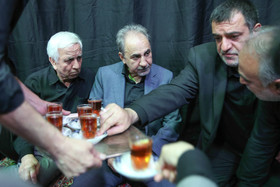 حضور شهردار تهران در عزاداری تاسوعای حسینی 