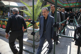 حضور شهردار تهران در عزاداری تاسوعای حسینی 