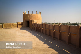 قلعه مغویه(شیخ سلطان المرزوقی) بندرلنگه همچنان استوار