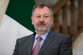 رئیس مجلس ایرلند: اتحادیه اروپا از تمامی ظرفیت‌هایش برای ادامه برجام استفاده می‌کند 