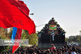 نخل گردانی آئینی سنتی با قدمتی 500 ساله در کاشمر