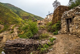 ایران زیباست؛ روستای "کرینگان"
در ۴۵كیلومتری شمال غربی شهر ورزقان و در شمال تبریز قرار دارد.
